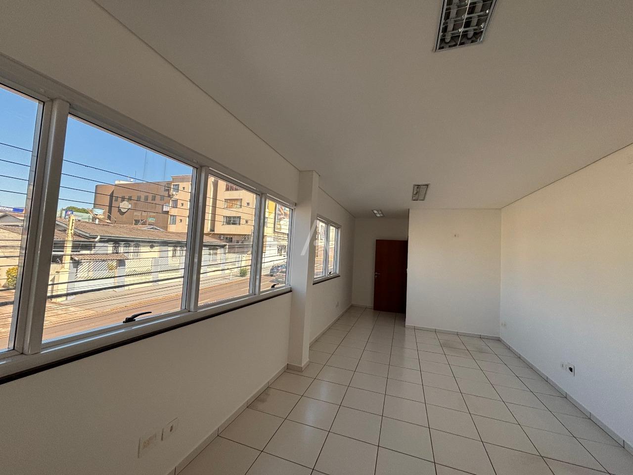 Sala Comercial para para aluguel no Bairro CENTRO em CASCAVEL: 