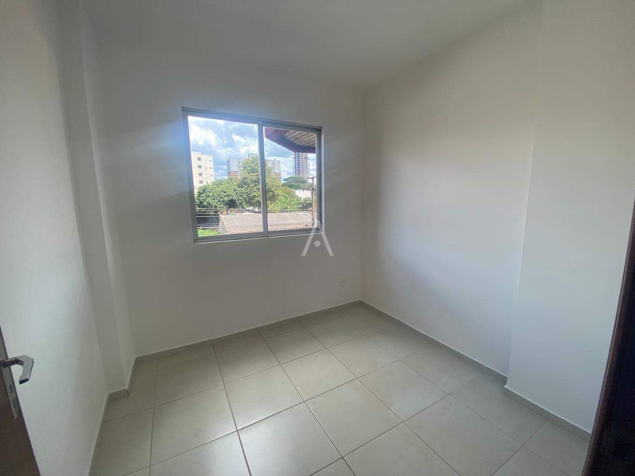 Apartamento para para aluguel no Bairro CENTRO em CASCAVEL: 