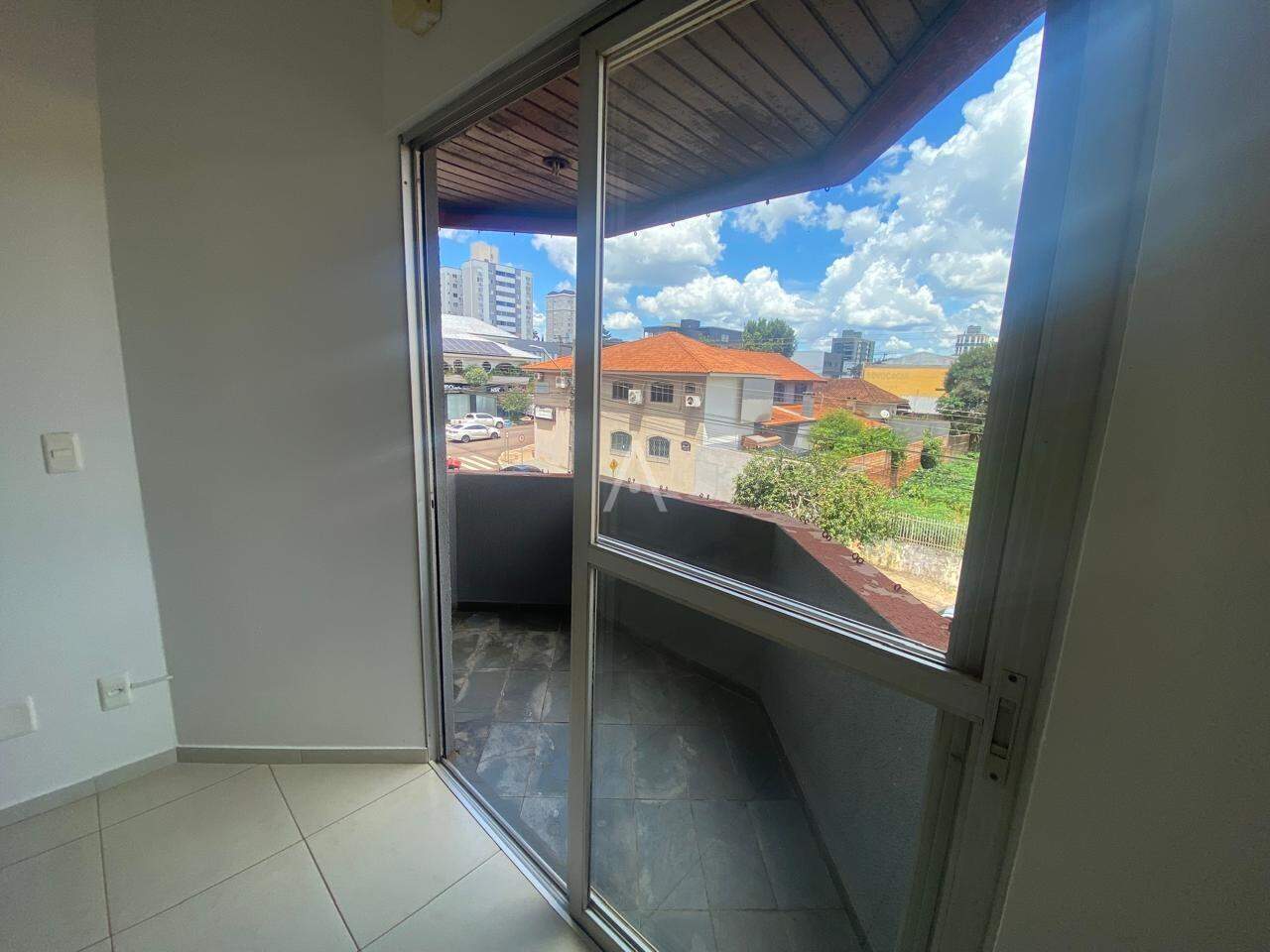 Apartamento para para aluguel no Bairro CENTRO em CASCAVEL: 