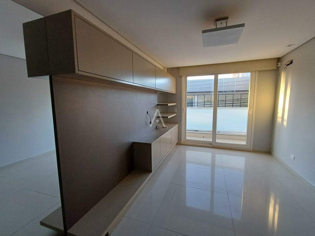 Apartamento para para aluguel no Bairro CENTRO em CASCAVEL: 
