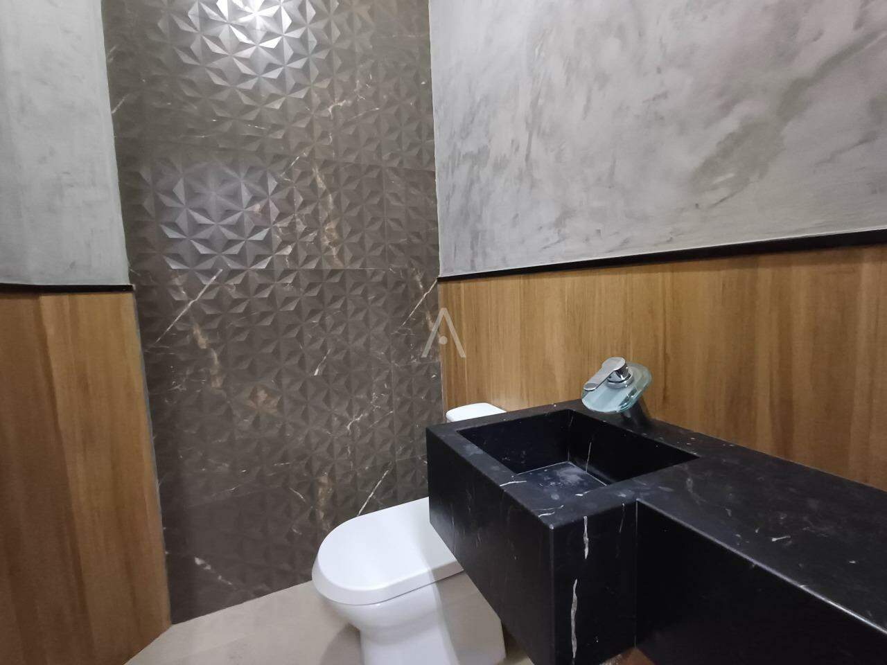 Apartamento para para aluguel no Bairro CENTRO em CASCAVEL: 