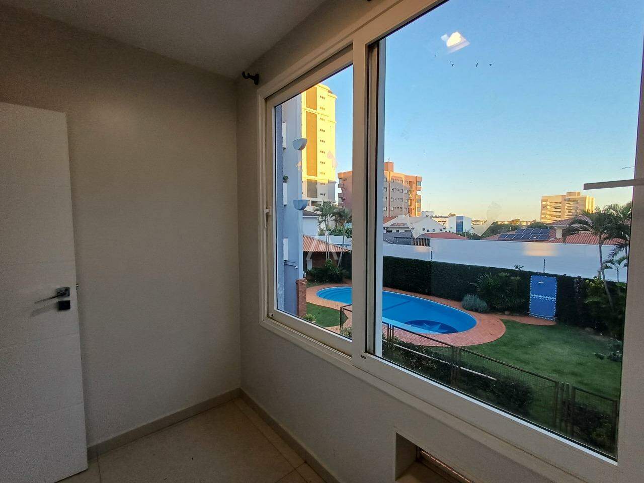 Apartamento para para aluguel no Bairro CENTRO em CASCAVEL: 