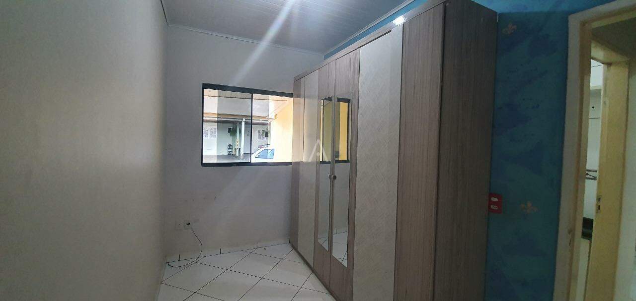 Casa Residencial para para aluguel no Bairro SANTA FELICIDADE em CASCAVEL: 