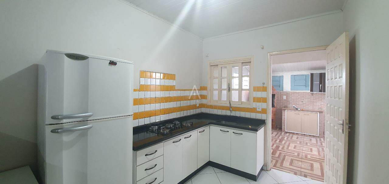 Casa Residencial para para aluguel no Bairro SANTA FELICIDADE em CASCAVEL: 