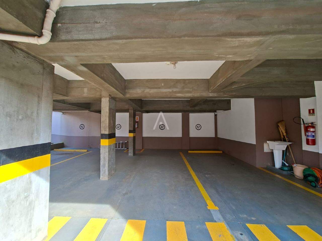 Apartamento para para aluguel no Bairro CANCELLI em CASCAVEL: