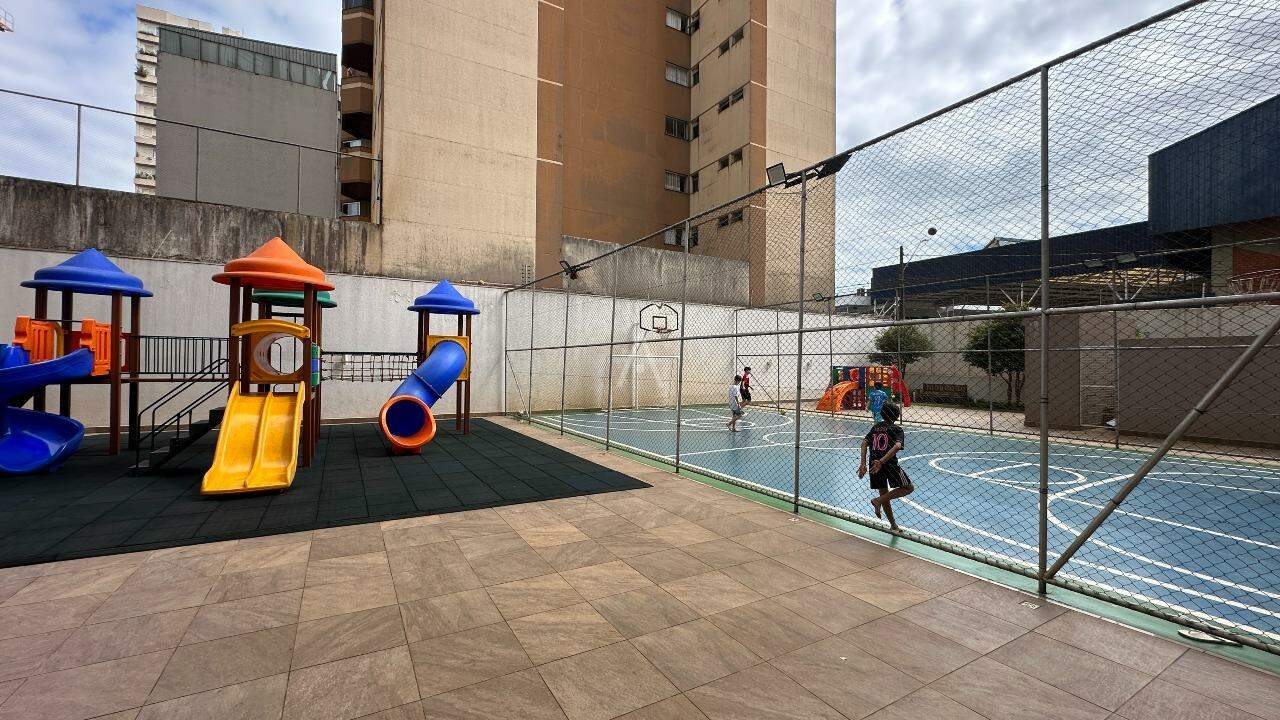 Apartamento para à venda no Bairro CENTRO em CASCAVEL: 