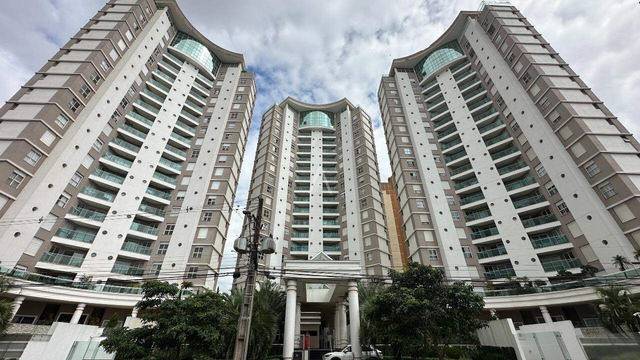 Apartamento para à venda no Bairro CENTRO em CASCAVEL: 
