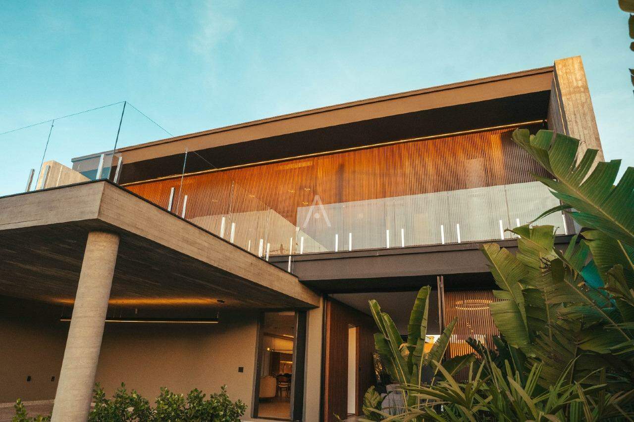 Casa Residencial para à venda no Bairro JARDIM LA SALLE em TOLEDO: 