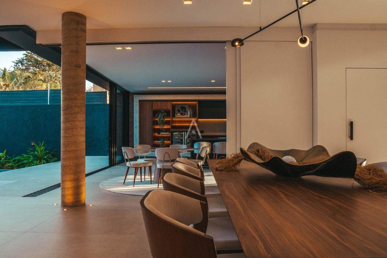 Casa Residencial para à venda no Bairro JARDIM LA SALLE em TOLEDO: 