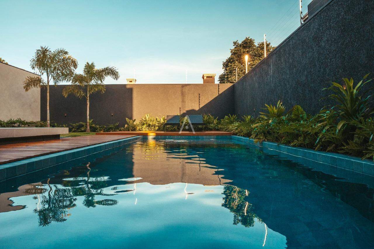 Casa Residencial para à venda no Bairro JARDIM LA SALLE em TOLEDO: 