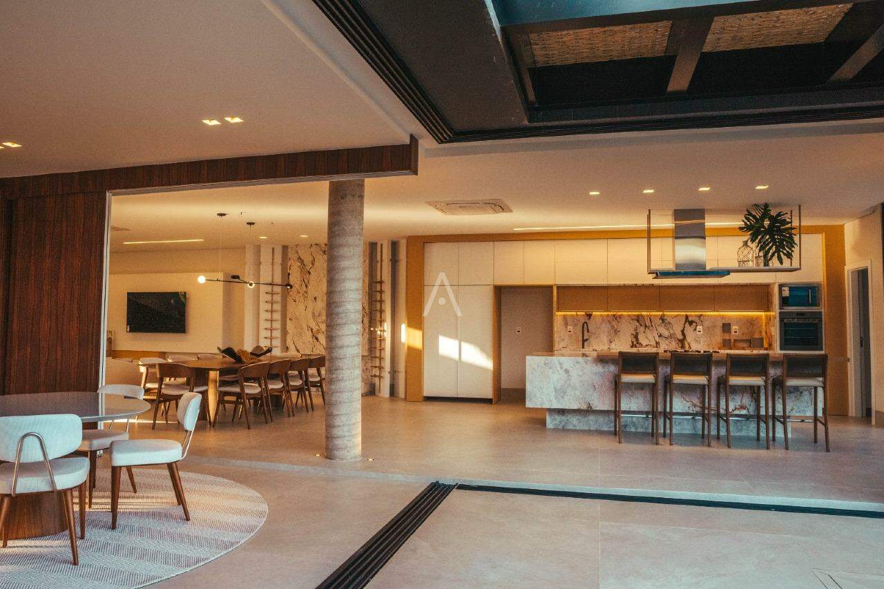 Casa Residencial para à venda no Bairro JARDIM LA SALLE em TOLEDO: 