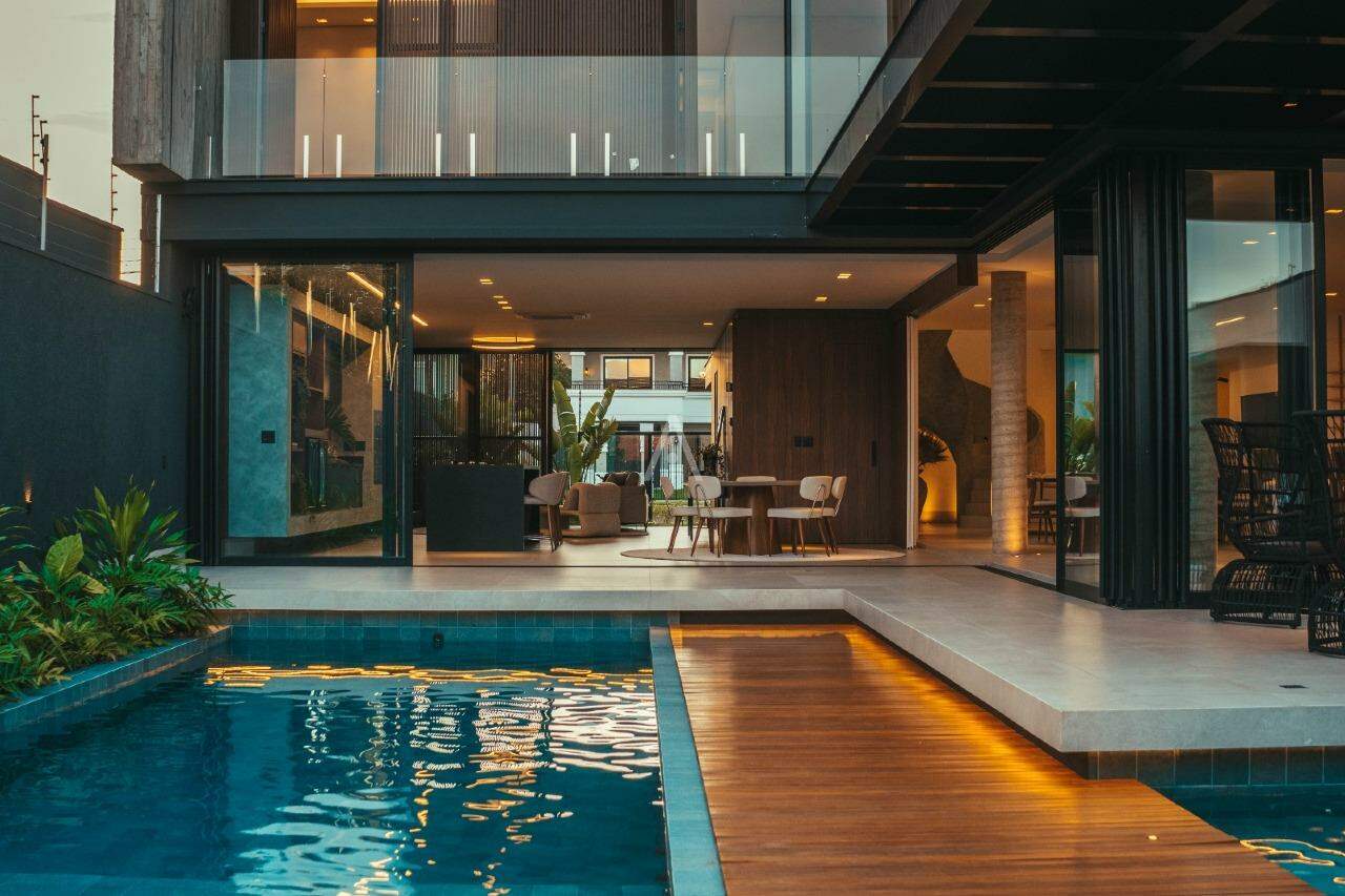 Casa Residencial para à venda no Bairro JARDIM LA SALLE em TOLEDO: 