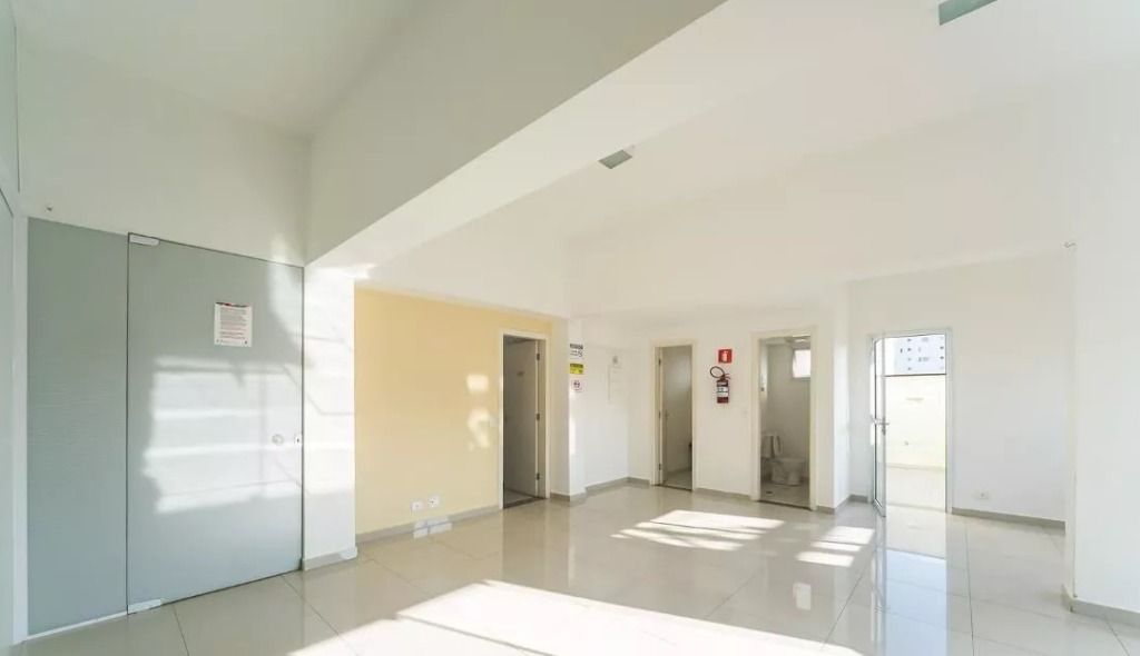 Apartamento à venda com 2 quartos, 52m² - Foto 18