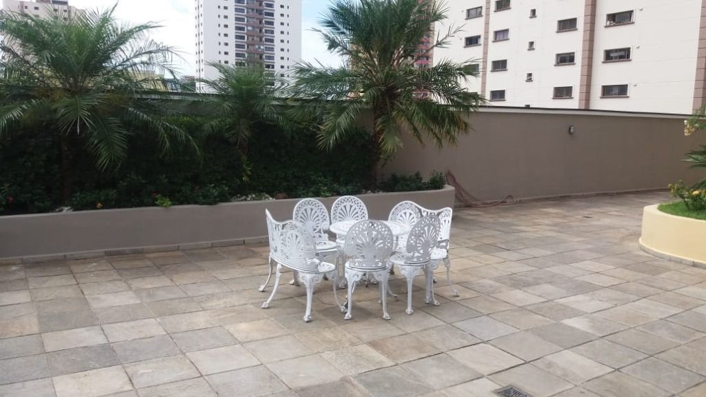 Apartamento à venda com 3 quartos, 76m² - Foto 20