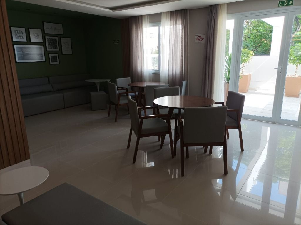 Apartamento à venda com 2 quartos, 78m² - Foto 35