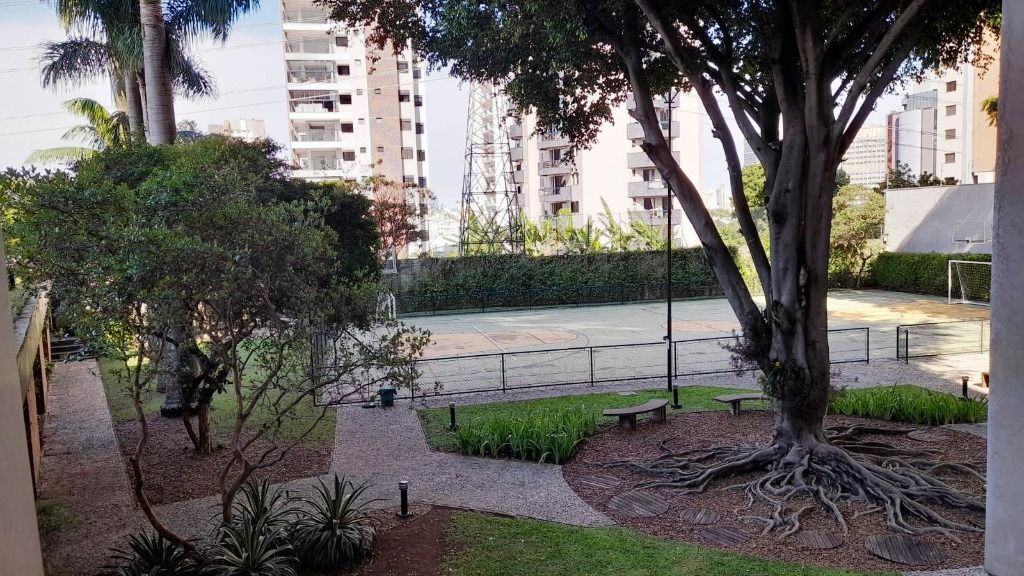 Apartamento à venda com 4 quartos, 264m² - Foto 35