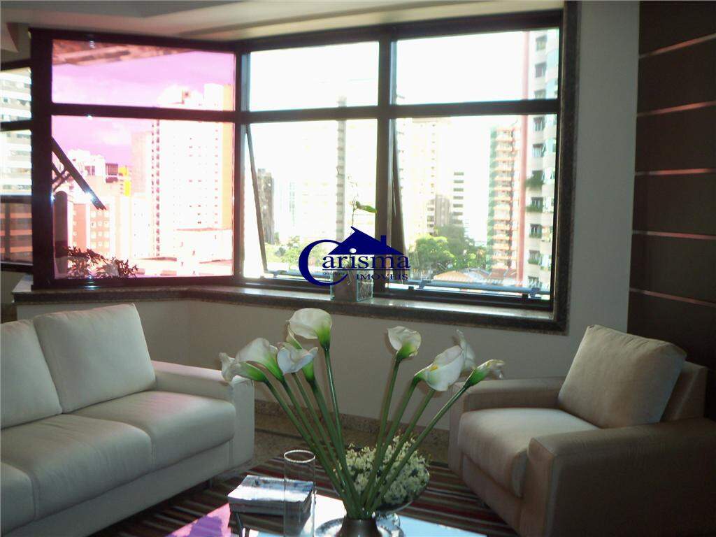 Apartamento à venda com 3 quartos, 202m² - Foto 4