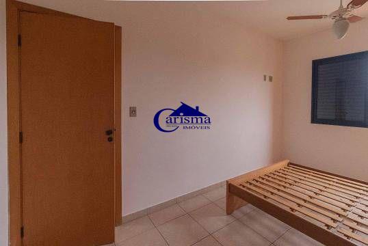 Apartamento à venda com 2 quartos, 63m² - Foto 11