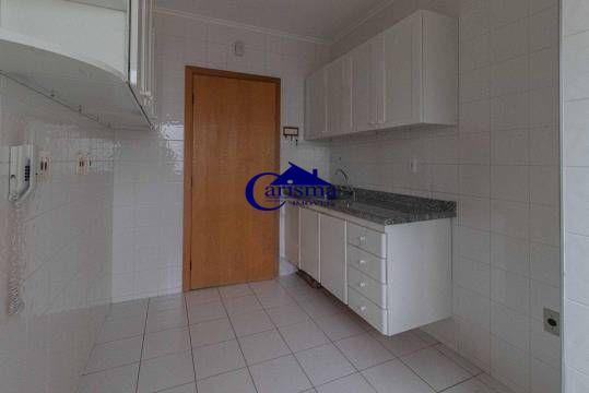 Apartamento à venda com 2 quartos, 63m² - Foto 9