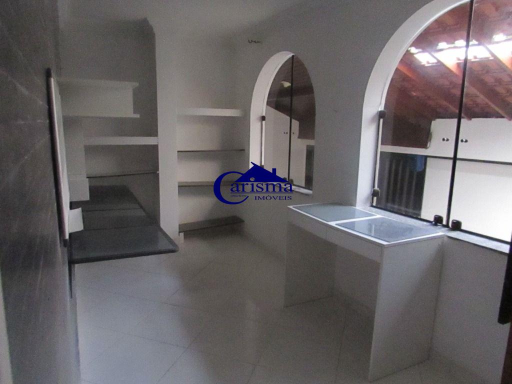 Casa à venda com 3 quartos, 232m² - Foto 14