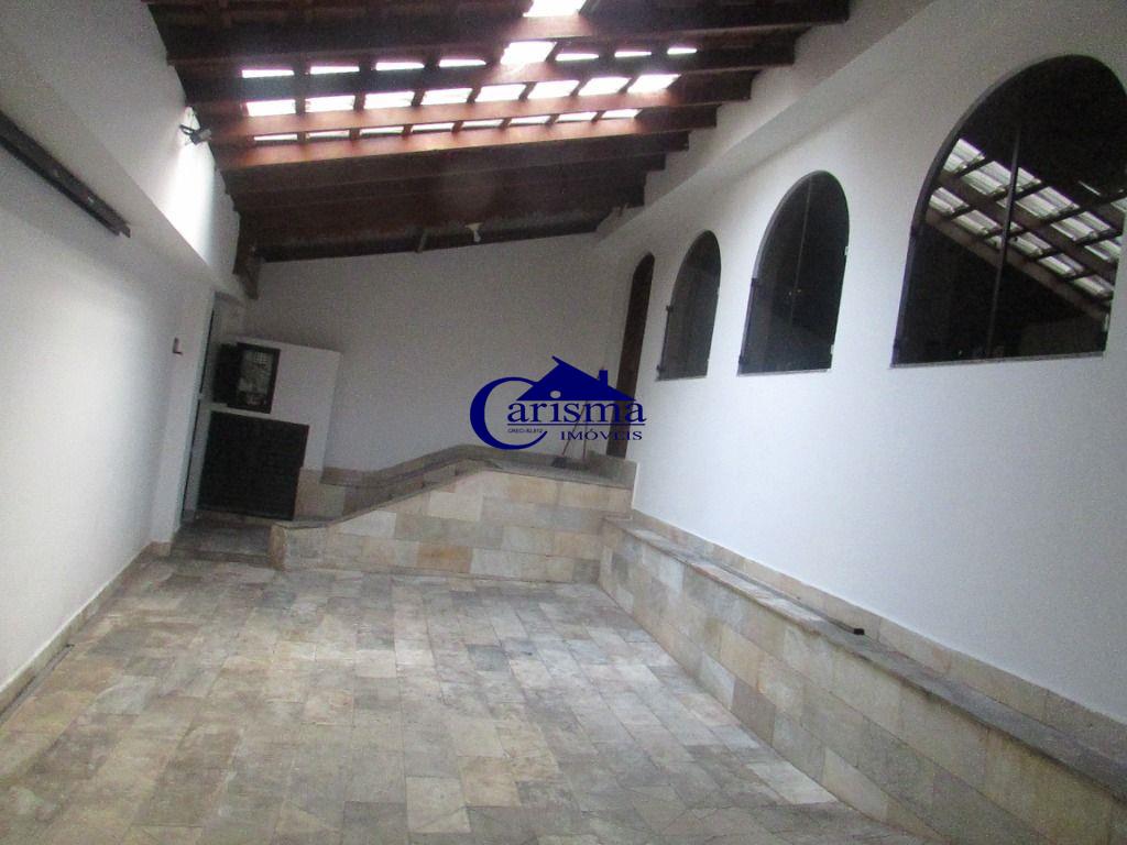 Casa à venda com 3 quartos, 232m² - Foto 18