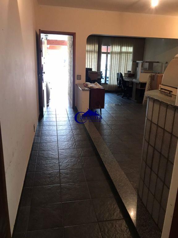 Sobrado à venda com 3 quartos, 207m² - Foto 2