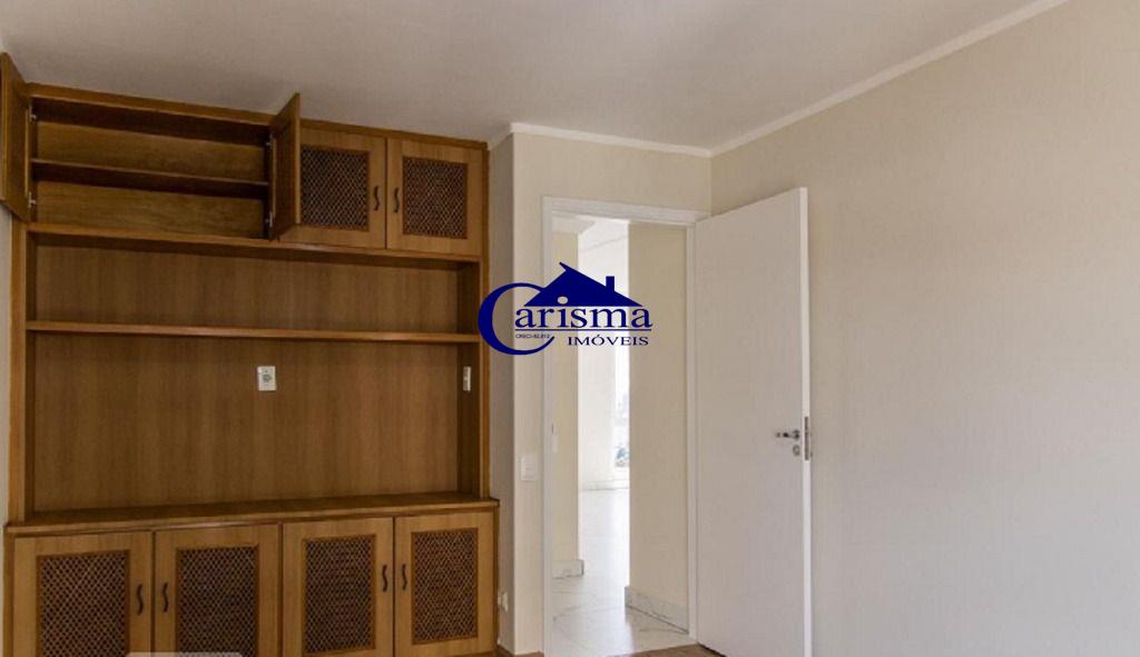 Apartamento à venda com 4 quartos, 194m² - Foto 18