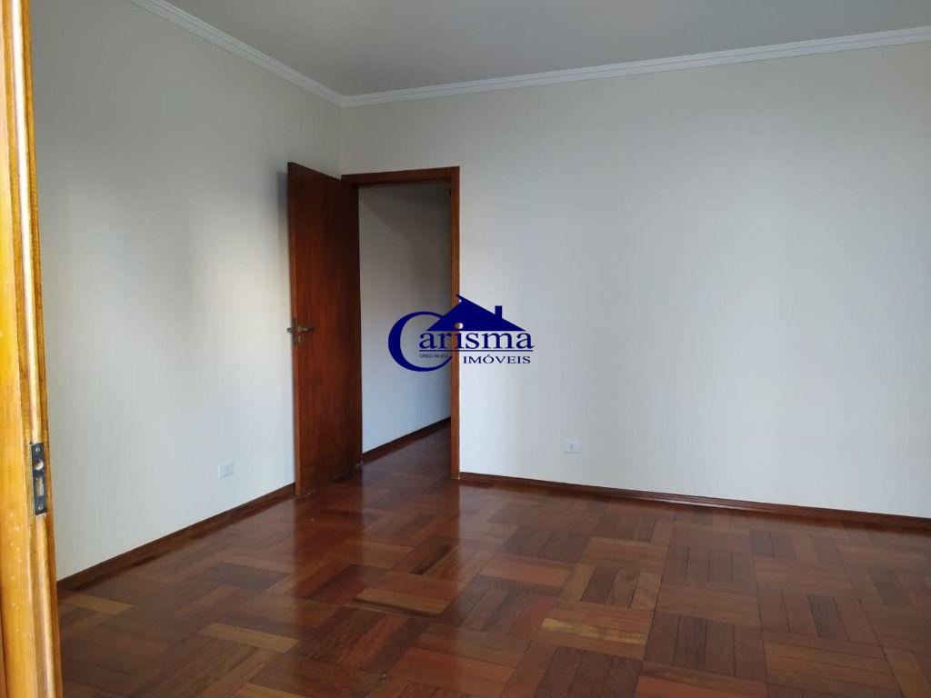 Sobrado à venda com 5 quartos, 380m² - Foto 9