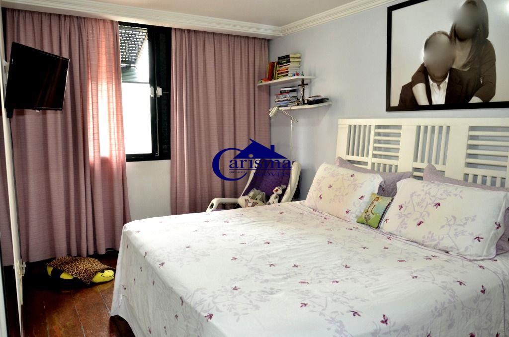 Apartamento à venda com 4 quartos, 176m² - Foto 17