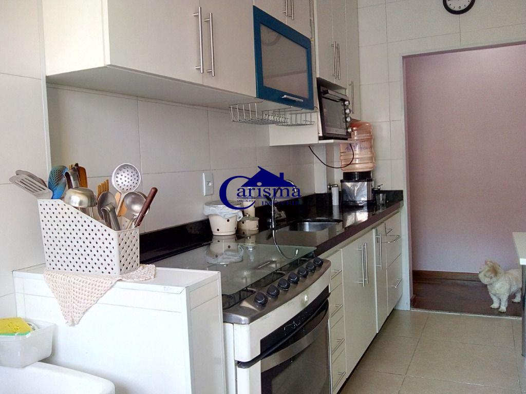 Apartamento à venda com 3 quartos, 76m² - Foto 8