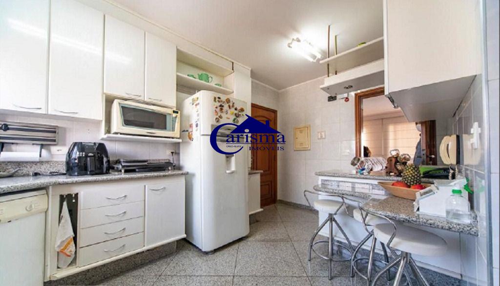 Apartamento à venda com 3 quartos, 170m² - Foto 24