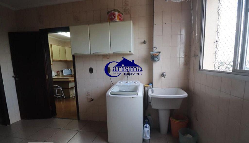 Apartamento à venda com 3 quartos, 130m² - Foto 18