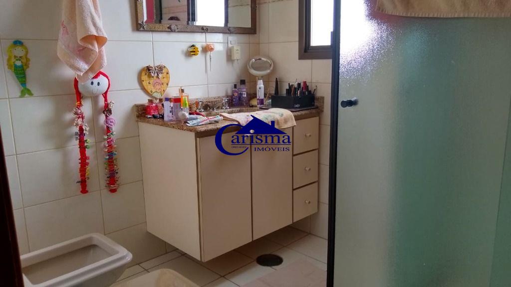 Apartamento à venda com 4 quartos, 136m² - Foto 1