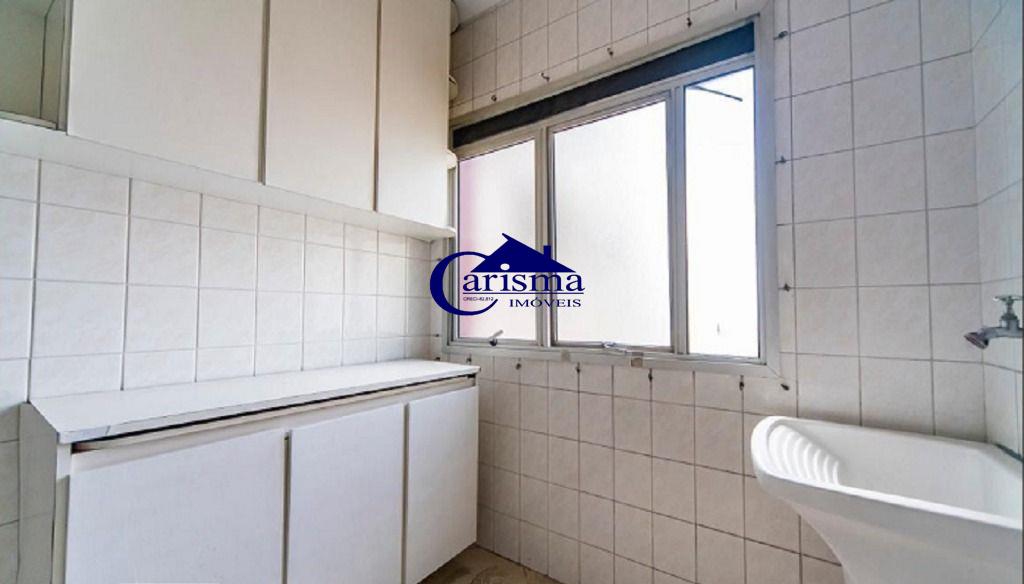 Apartamento à venda com 3 quartos, 76m² - Foto 23