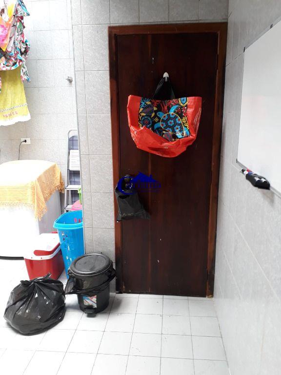 Sobrado à venda com 2 quartos, 121m² - Foto 12