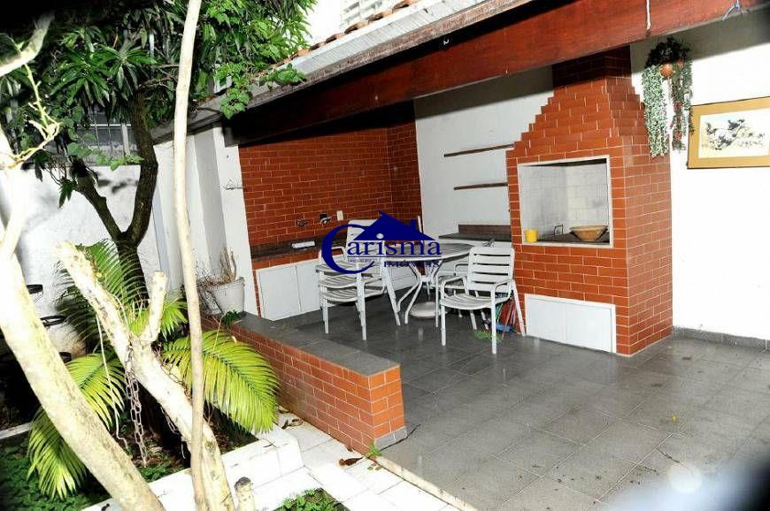 Casa à venda com 3 quartos, 228m² - Foto 3