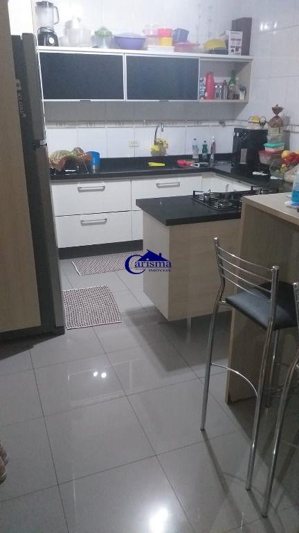 Apartamento à venda com 2 quartos, 68m² - Foto 3