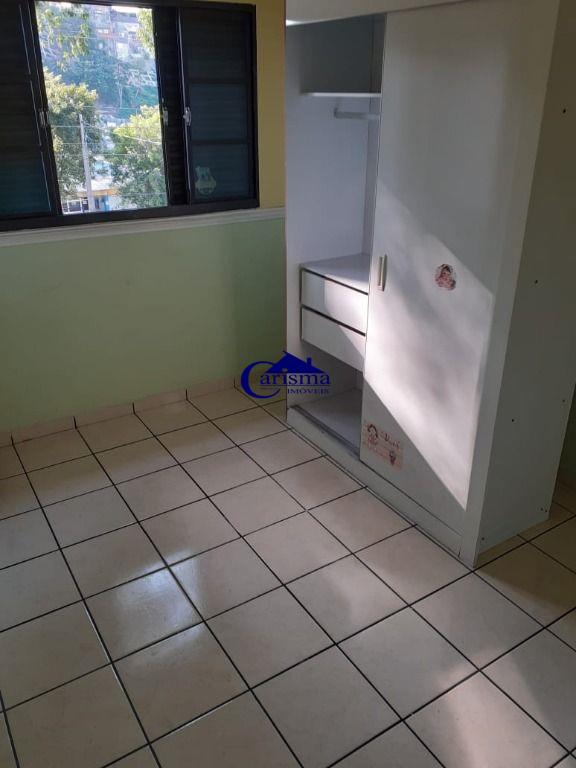 Apartamento à venda com 2 quartos, 62m² - Foto 4