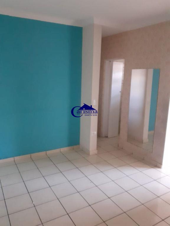 Apartamento à venda com 2 quartos, 62m² - Foto 3