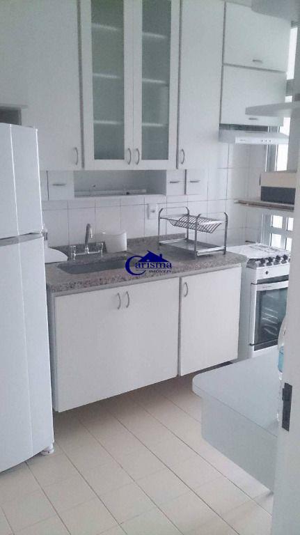 Apartamento à venda com 3 quartos, 79m² - Foto 4