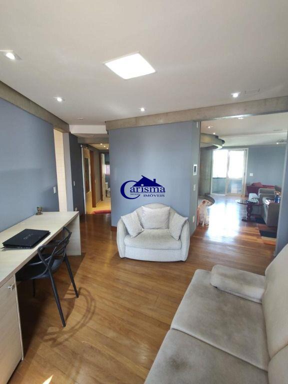 Apartamento à venda com 3 quartos, 205m² - Foto 1