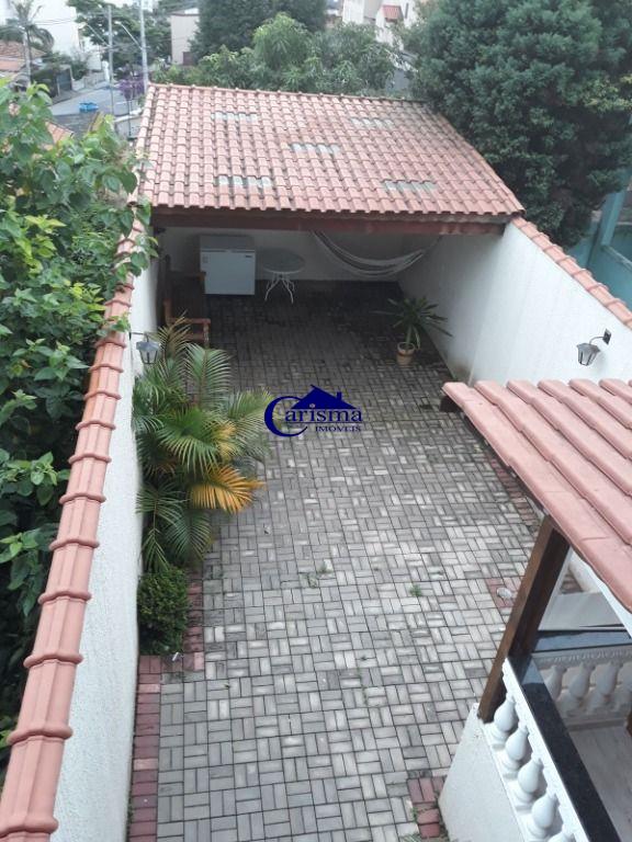 Sobrado à venda com 3 quartos, 312m² - Foto 1