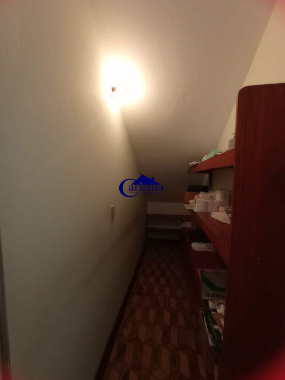 Sobrado à venda com 3 quartos, 200m² - Foto 17