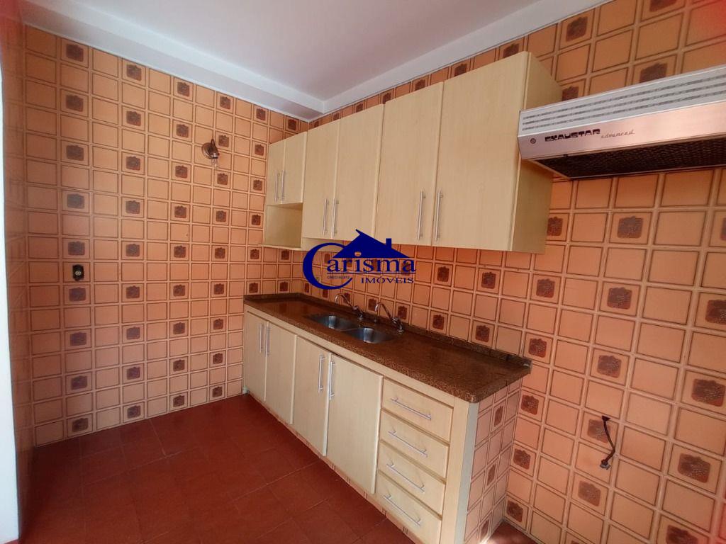 Sobrado à venda com 3 quartos, 200m² - Foto 7