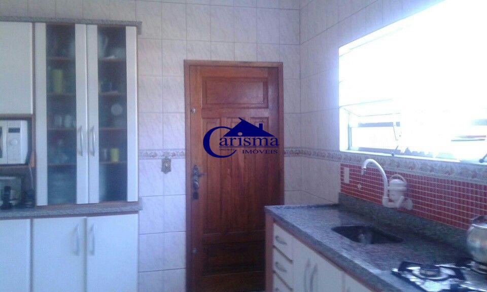 Sobrado à venda com 3 quartos, 200m² - Foto 7