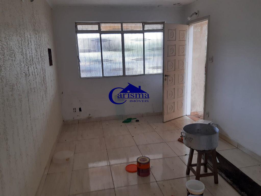 Sobrado à venda com 3 quartos, 205m² - Foto 1