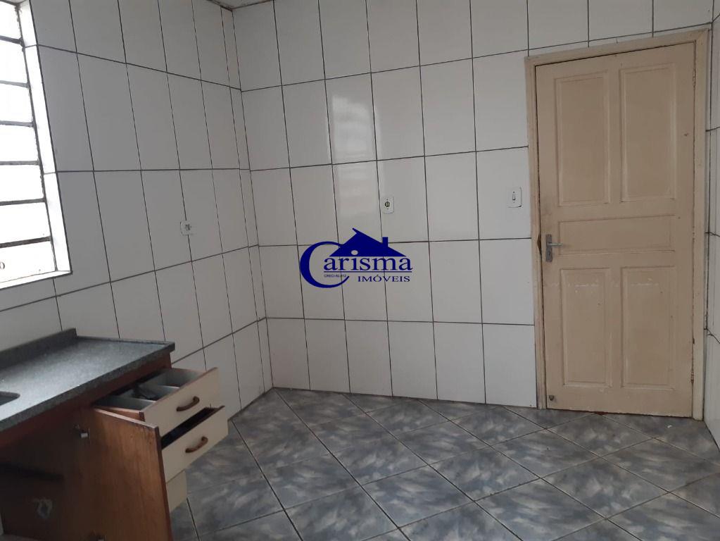 Sobrado à venda com 3 quartos, 205m² - Foto 2