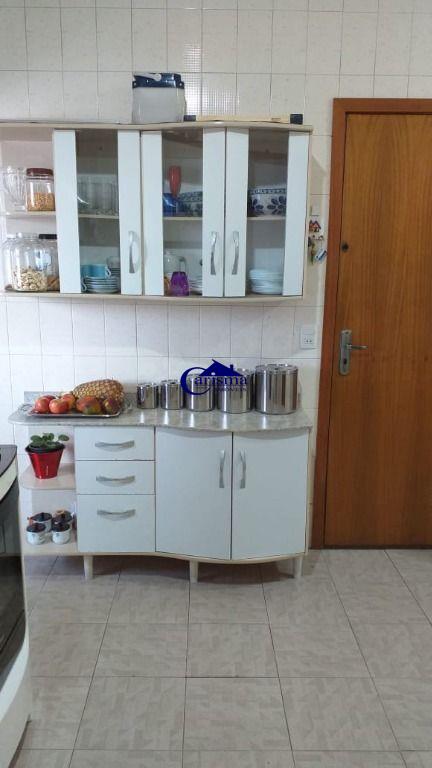 Apartamento à venda com 3 quartos, 127m² - Foto 13