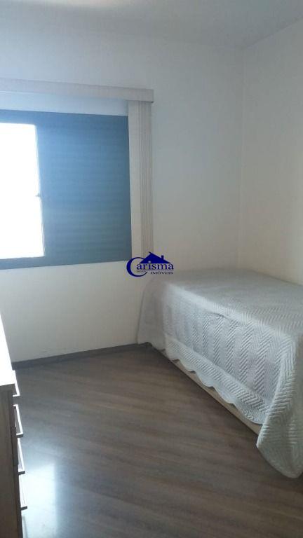 Apartamento à venda com 3 quartos, 127m² - Foto 11