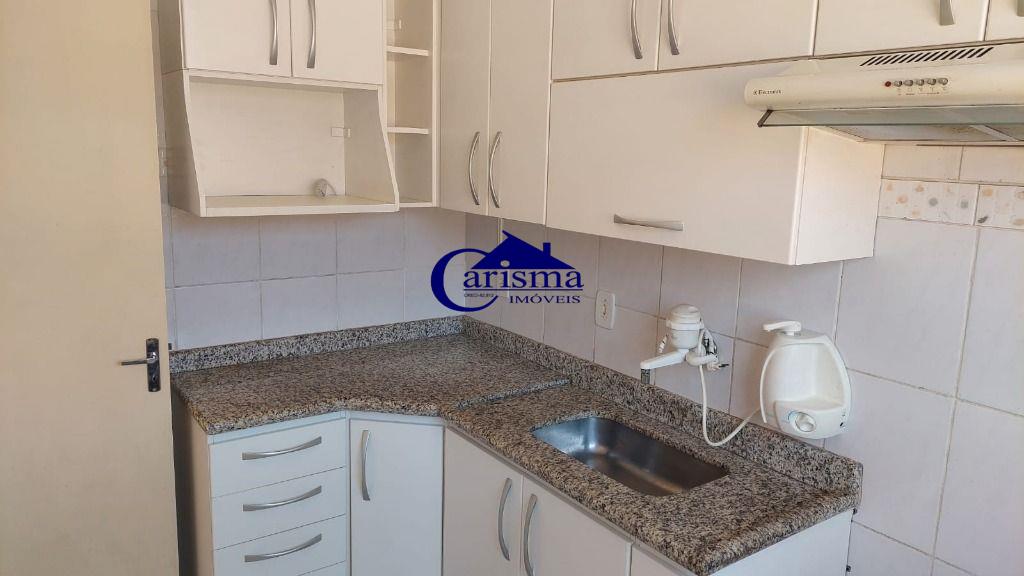 Apartamento à venda com 2 quartos, 44m² - Foto 9